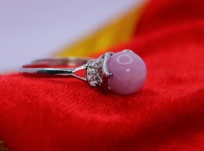 Cherry Agate Round Ring